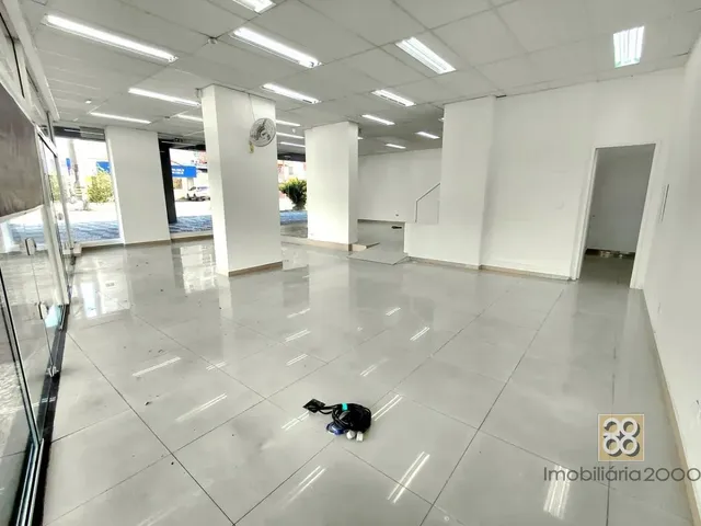 Loja para alugar, no bairro Água Verde em Curitiba