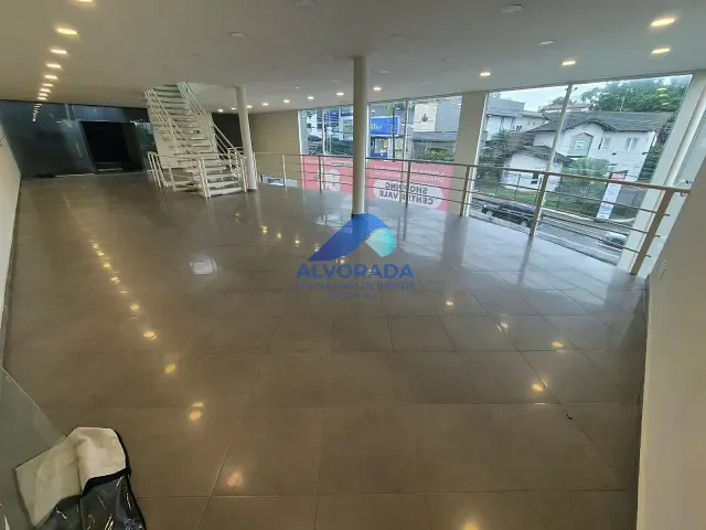 Loja com 769m², para alugar, no bairro Jardim Esplanada II em São José dos Campos