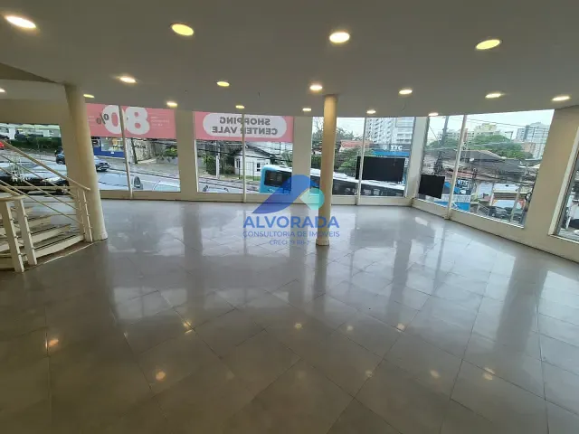 Loja com 769m², para alugar, no bairro Jardim Esplanada II em São José dos Campos