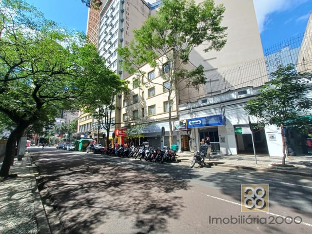Loja para alugar, no bairro Centro em Curitiba