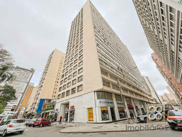 Loja à venda, no bairro Centro em Curitiba