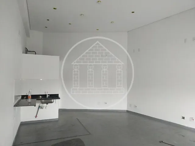 Loja com 84m², para alugar, no bairro Vila Emir em São Paulo