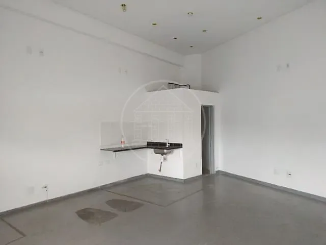 Loja com 84m², para alugar, no bairro Vila Emir em São Paulo