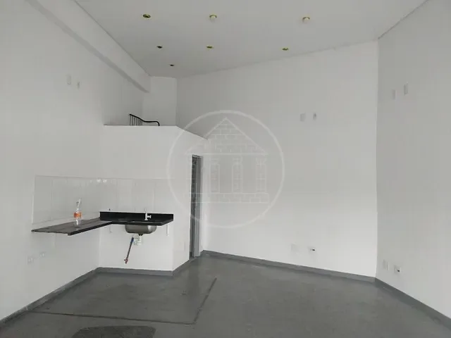 Loja com 84m², para alugar, no bairro Vila Emir em São Paulo