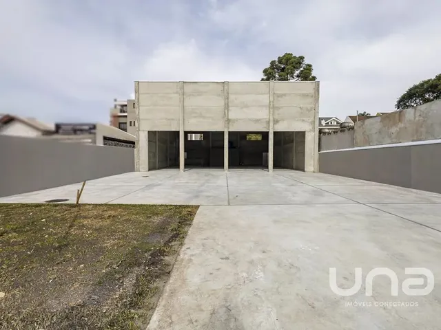 Loja à venda, no bairro Bacacheri em Curitiba