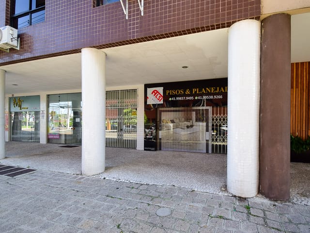 Loja à venda, no bairro Cristo Rei em Curitiba