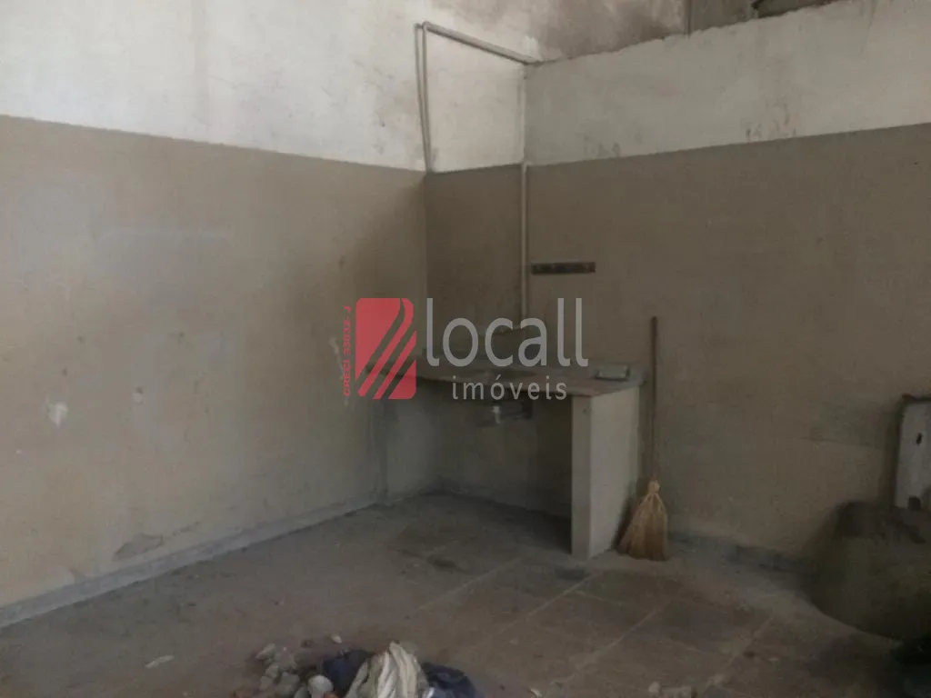 Loja / Salão / Ponto Comercial  para aluguel, 250m² — foto 3 de 3