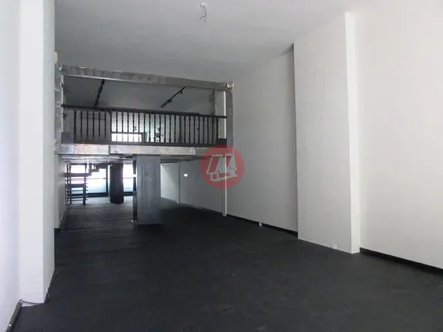 Loja com 255m², para alugar, no bairro Moinhos de Vento em Porto Alegre