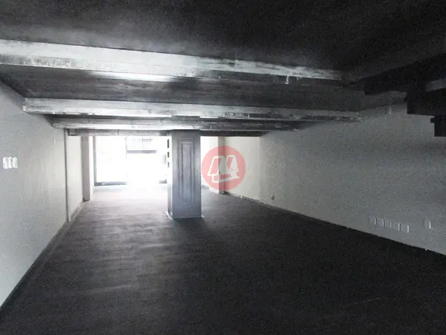 Loja com 255m², para alugar, no bairro Moinhos de Vento em Porto Alegre