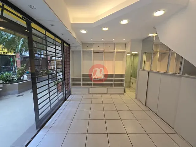 Loja com 70m², para alugar, no bairro Moinhos de Vento em Porto Alegre