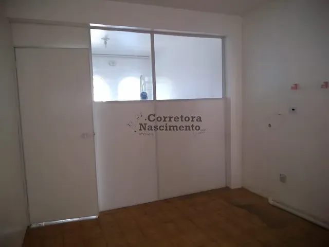 Loja com 80m², para alugar, no bairro Centro em Jacareí