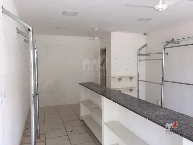 Loja para alugar, no bairro Corrêas em Petrópolis