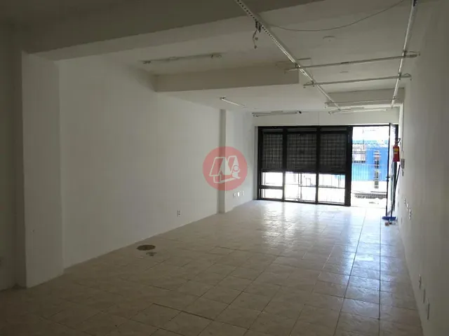 Loja com 43m², à venda ou para alugar, no bairro Moinhos de Vento em Porto Alegre