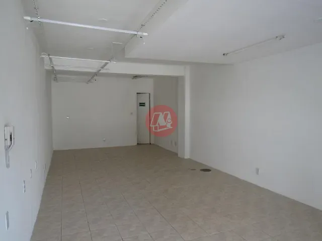 Loja com 43m², à venda ou para alugar, no bairro Moinhos de Vento em Porto Alegre