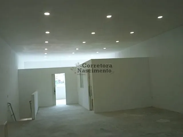 Loja com 200m², para alugar, no bairro Parque dos Príncipes em Jacareí