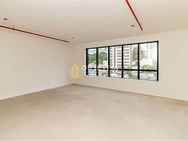 Sala à venda, no bairro Floresta em Porto Alegre