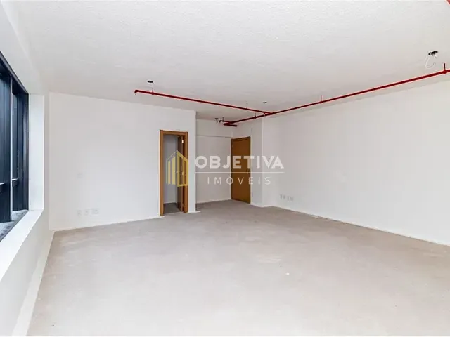 Sala à venda, no bairro Floresta em Porto Alegre