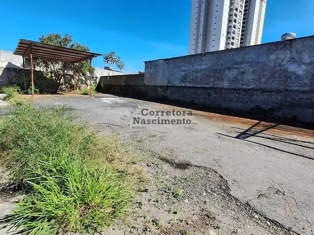 Loja com 1094m², para alugar, no bairro Cidade Jardim em Jacareí