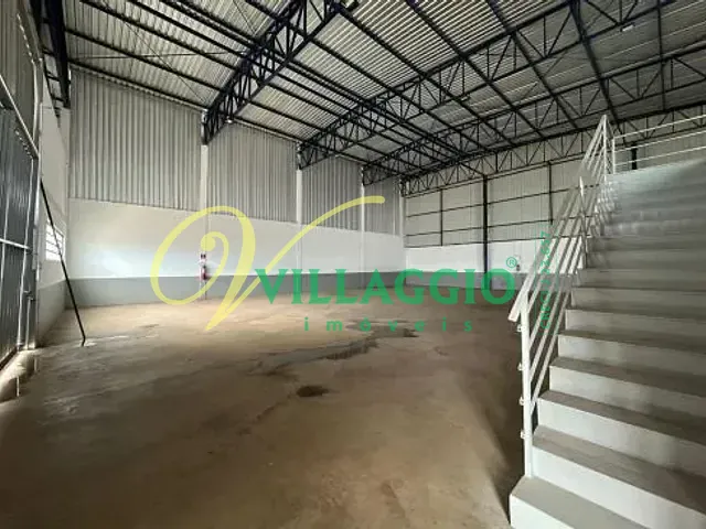 Loja com 680m², para alugar, no bairro Vila Toninho em São José do Rio Preto