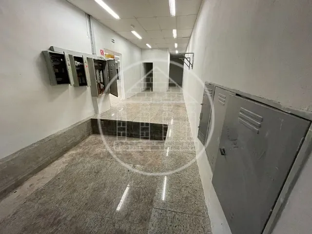 Loja com 390m², para alugar, no bairro Bela Vista em São Paulo
