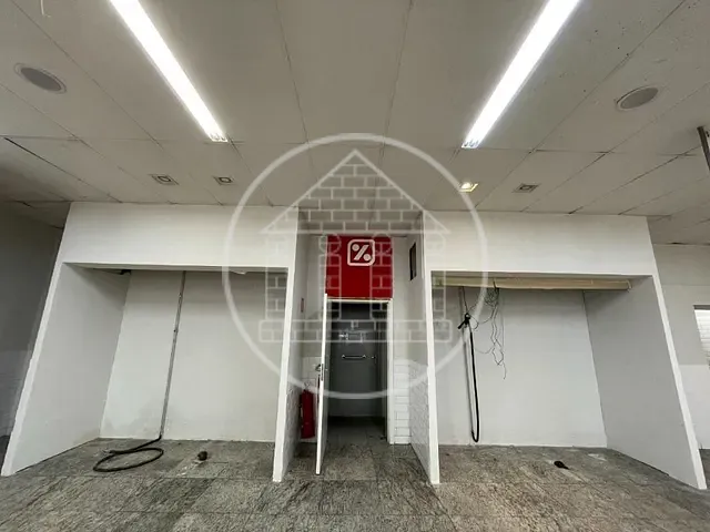 Loja com 390m², para alugar, no bairro Bela Vista em São Paulo