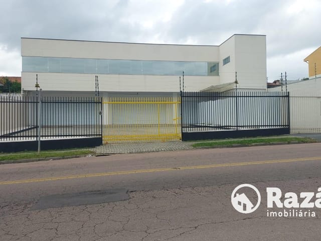 Loja para alugar, no bairro Xaxim em Curitiba