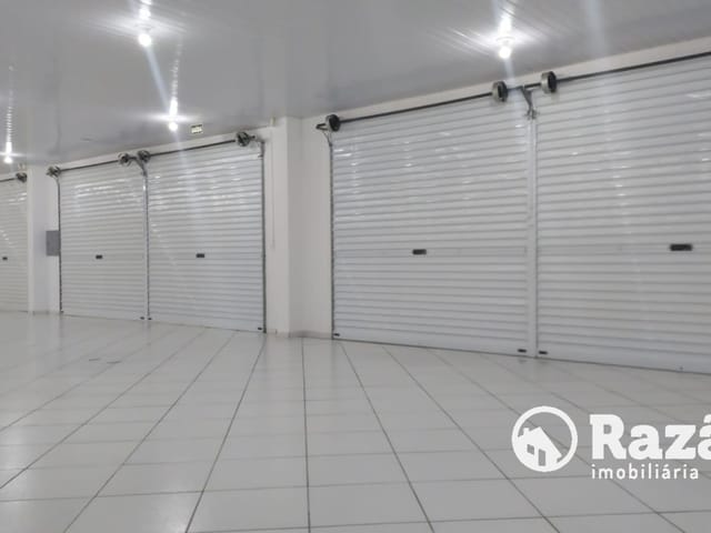 Loja para alugar, no bairro Xaxim em Curitiba