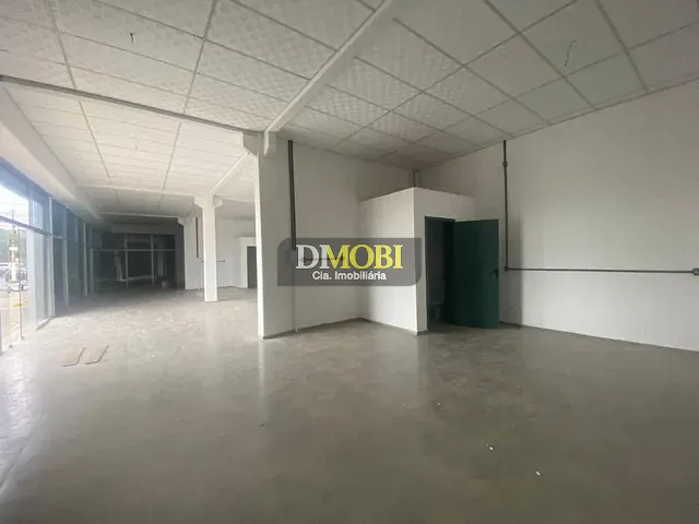 Loja com 195m², para alugar, no bairro Sagrada Família em Gravataí