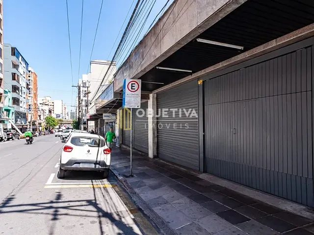 Loja com 550m², à venda, no bairro Floresta em Porto Alegre