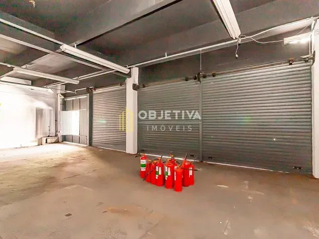 Loja com 550m², à venda, no bairro Floresta em Porto Alegre