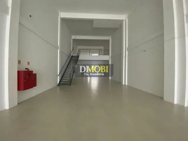 Loja com 600m², para alugar, no bairro Passo dos Ferreiros em Gravataí