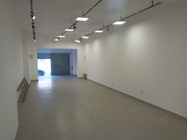 Foto do Loja - Salão para Locação ao Lado do Autódromo de Interlagos na Avenida do Jangadeiro com 80m2 | Paulista Imóveis