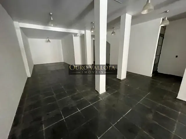 Loja com 164m², para alugar, no bairro São Lucas em São Paulo