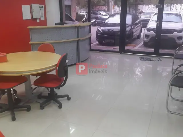 Loja com 160m², para alugar, no bairro Santo Amaro/Usina Piratininga em São Paulo