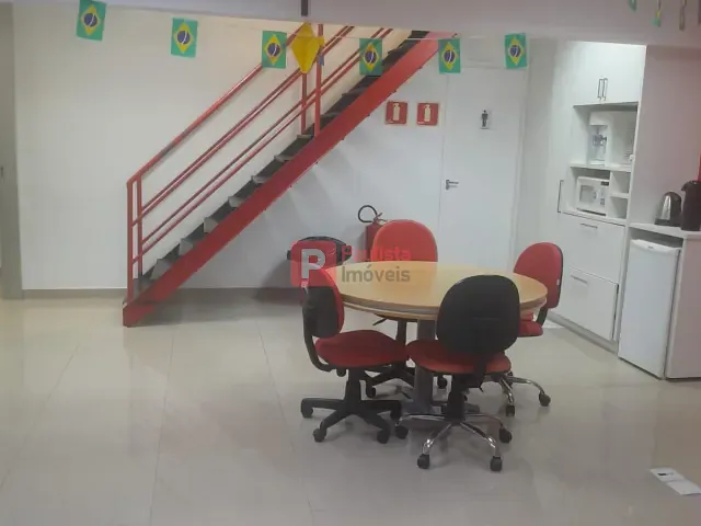 Loja com 160m², para alugar, no bairro Santo Amaro/Usina Piratininga em São Paulo