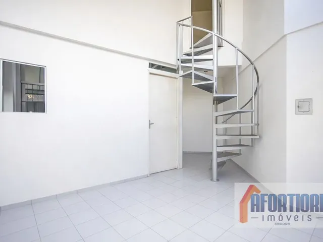 Loja para alugar, no bairro Centro em Curitiba