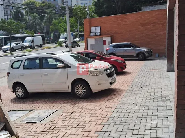 Loja com 220m², para alugar, no bairro santo amaro em São Paulo