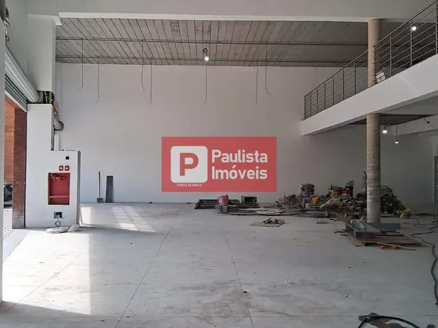 Loja com 300m², para alugar, no bairro Santo amaro em São Paulo