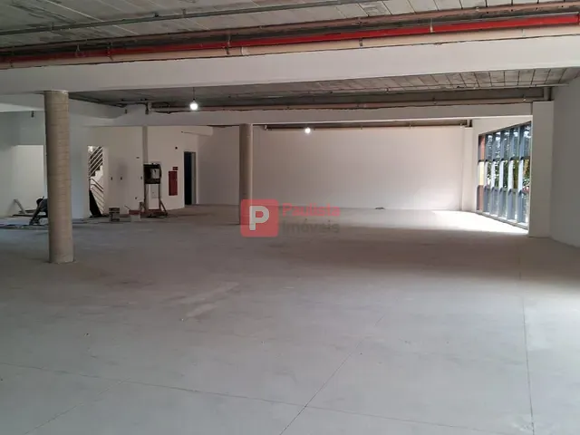 Loja com 330m², para alugar, no bairro santo amaro em São Paulo