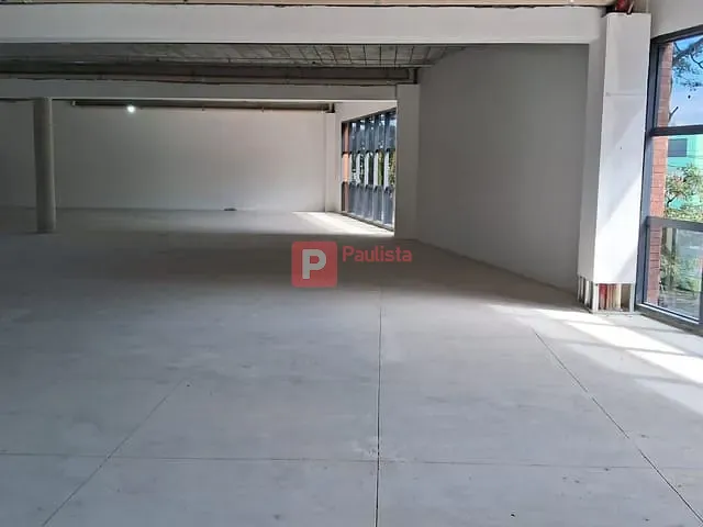 Loja com 330m², para alugar, no bairro santo amaro em São Paulo