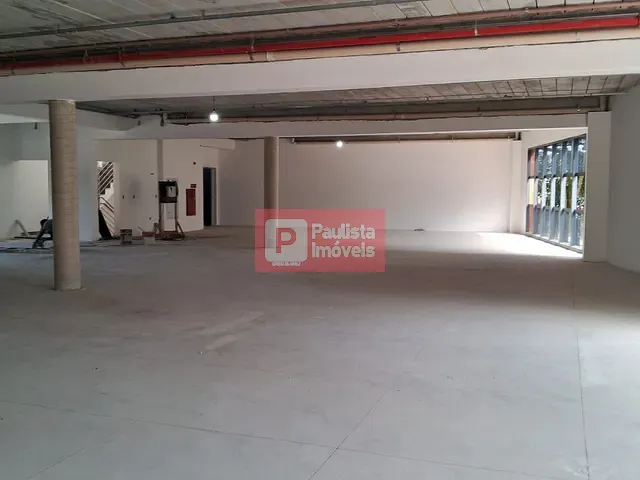 Loja com 330m², para alugar, no bairro santo amaro em São Paulo