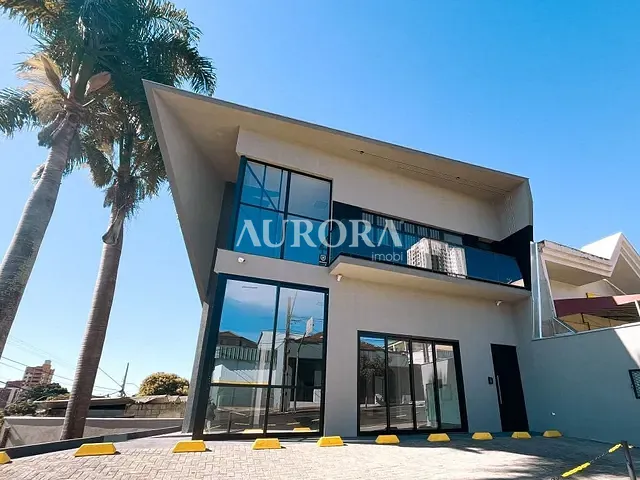Loja com 113m², para alugar, no bairro Centro em Londrina