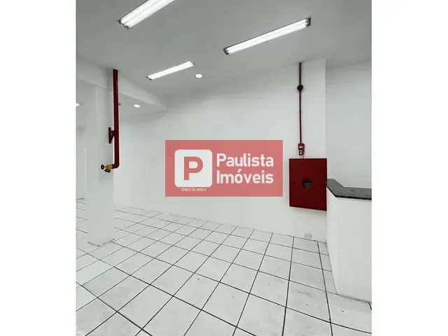 Loja para alugar, no bairro Santo Amaro em São Paulo