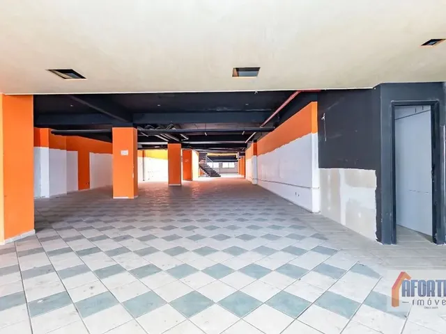 Loja para alugar, no bairro Portão em Curitiba