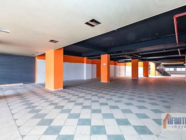 Loja para alugar, no bairro Portão em Curitiba