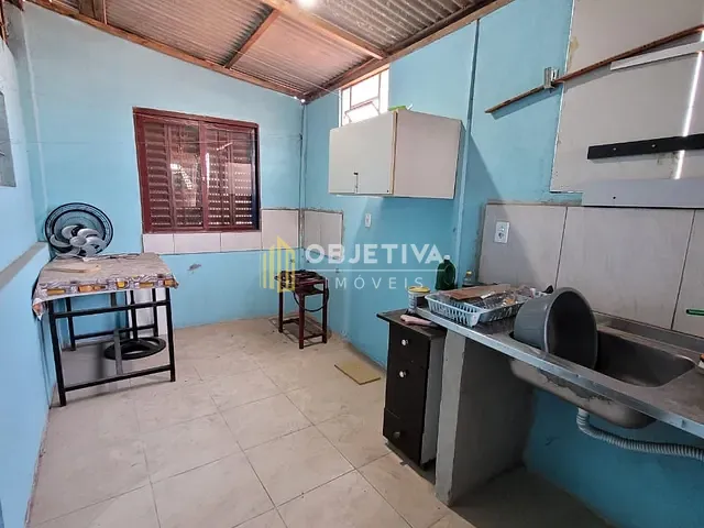 Loja com 240m², para alugar, no bairro São Geraldo em Porto Alegre