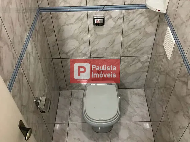 Loja para alugar, no bairro Campo Belo em São Paulo
