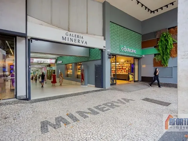 Loja à venda ou para alugar, no bairro Centro em Curitiba