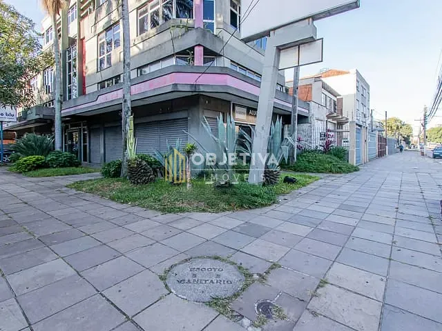 Loja para alugar, no bairro Navegantes em Porto Alegre