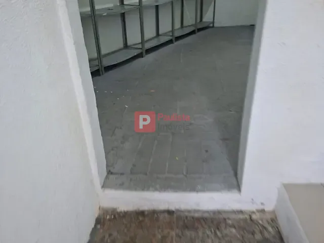 Loja com 180m², para alugar, no bairro Santo Amaro em São Paulo